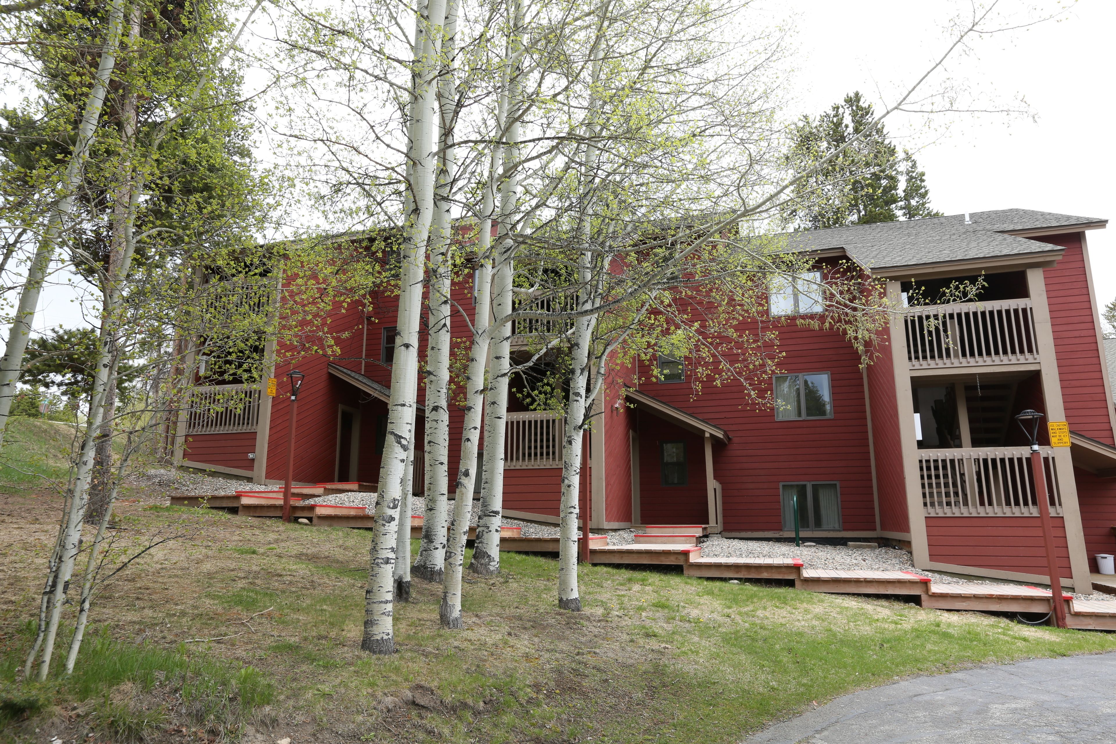 Indian Peaks Resort