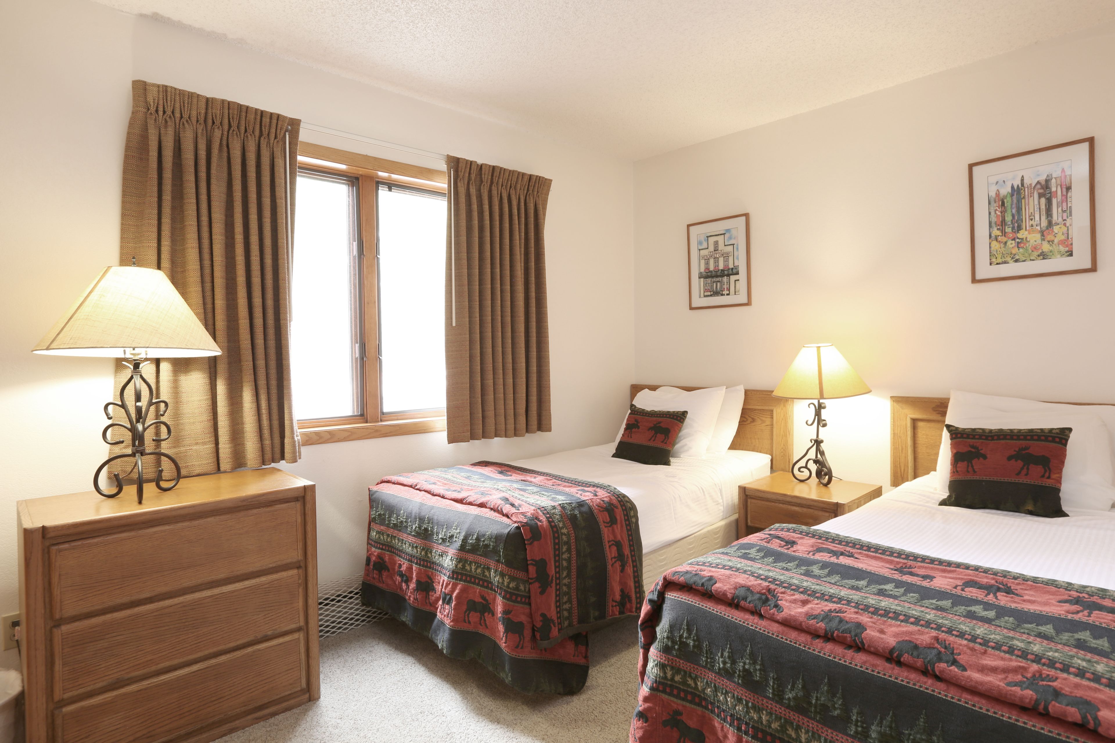 Indian Peaks Resort
