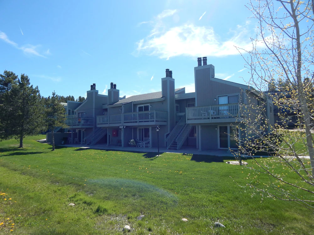 MeadowRidge Resort