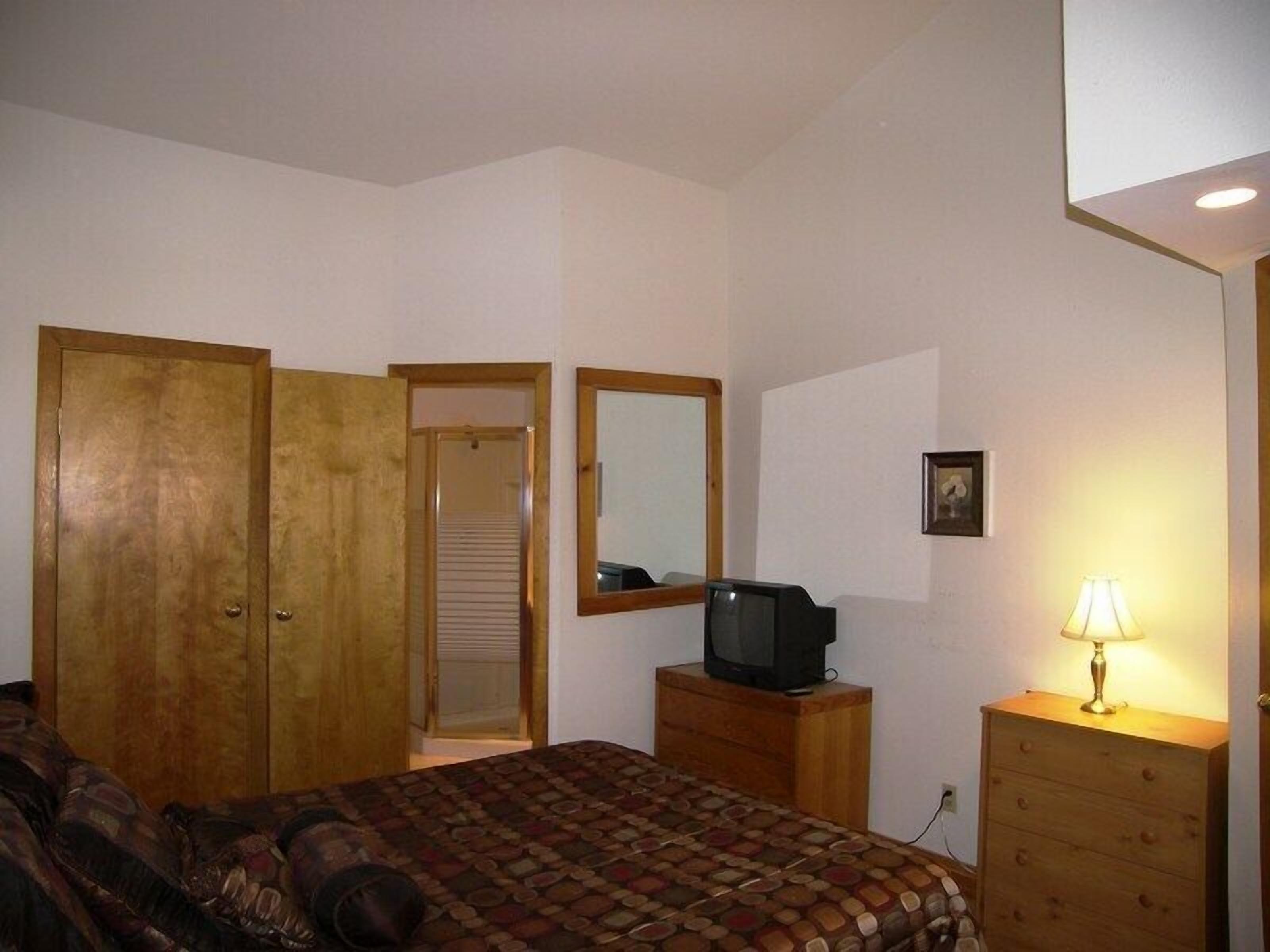 Foxpine Inn