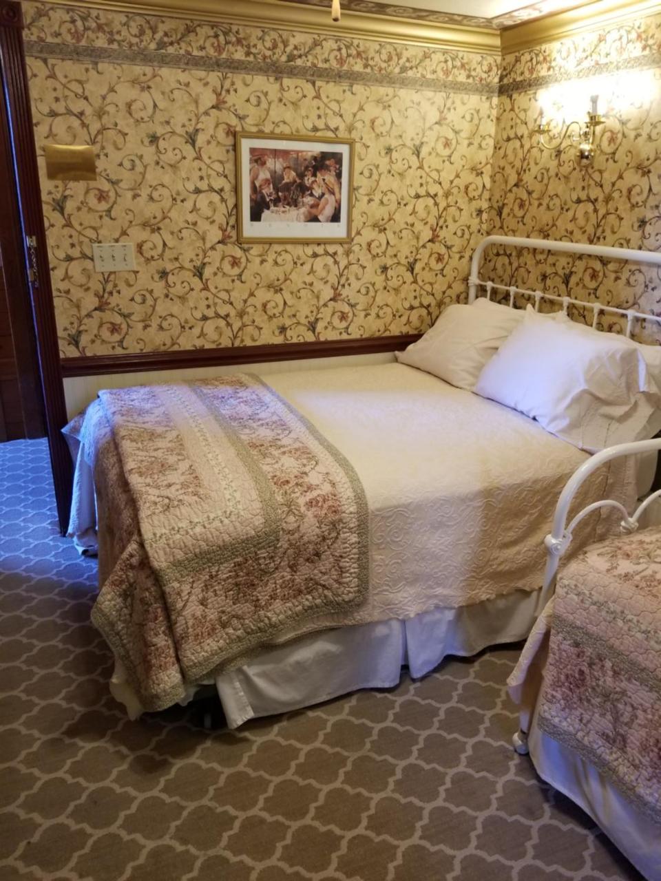 Frisco Lodge