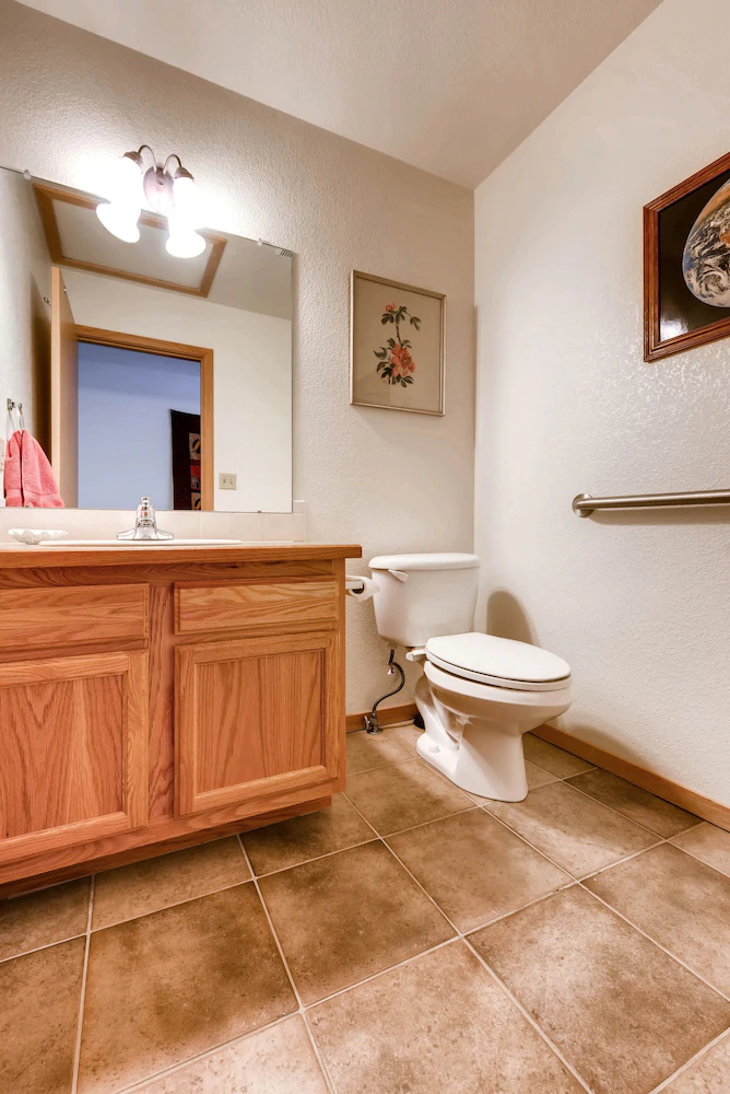 Lakepointe Court Town Homes by CRMR