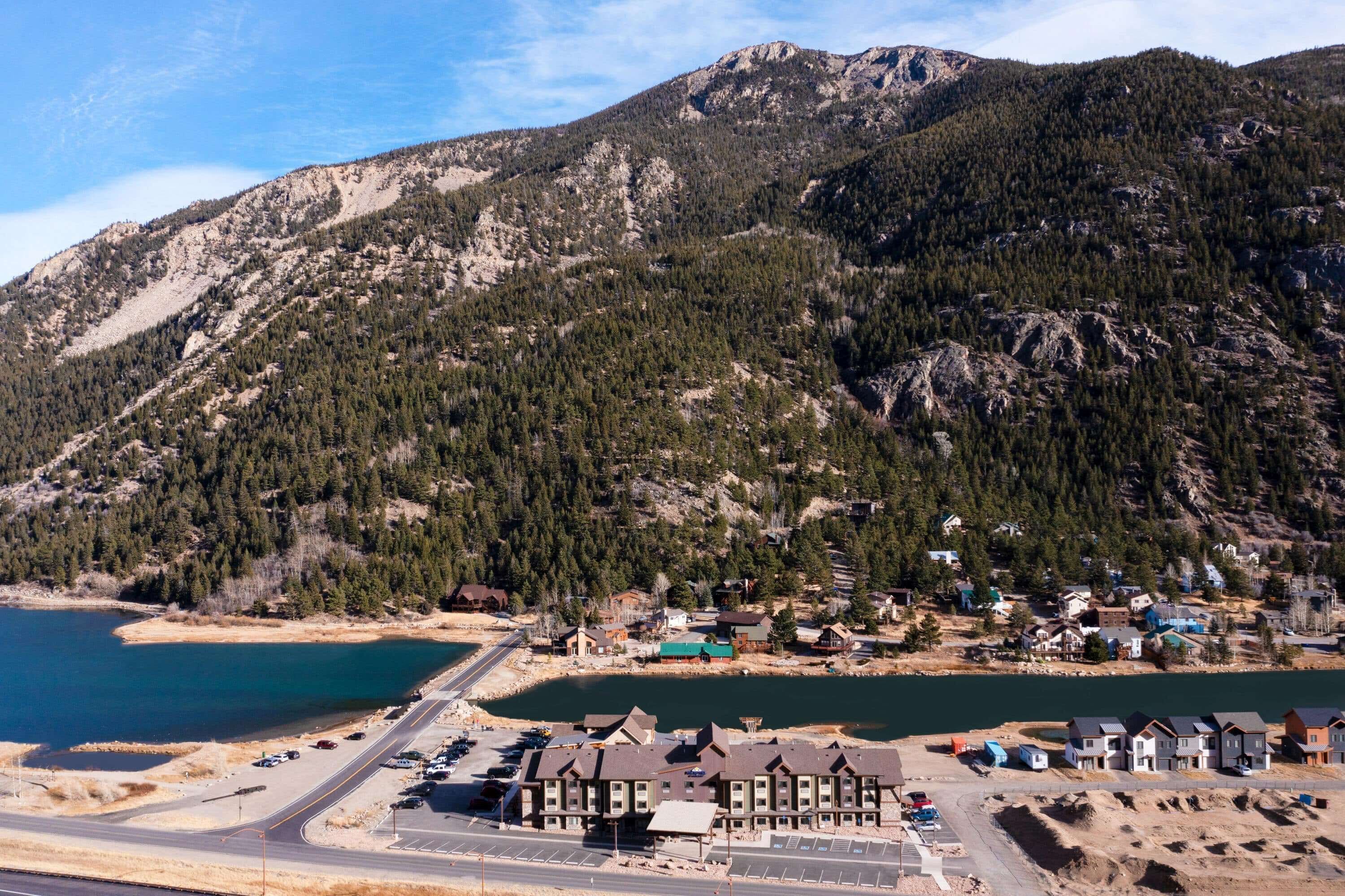 Microtel Inn & Suites by Wyndham Georgetown Lake