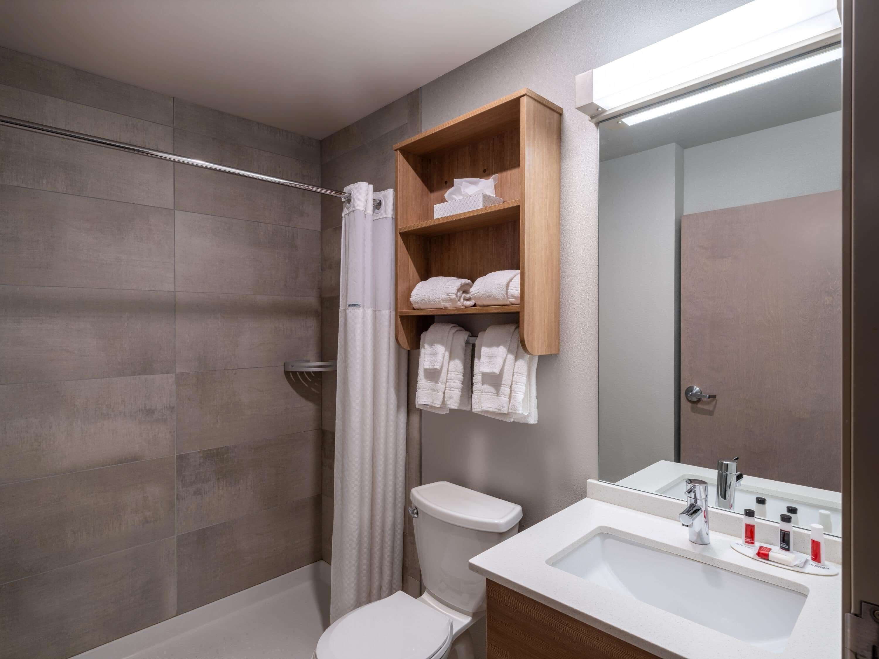 Microtel Inn & Suites by Wyndham Georgetown Lake