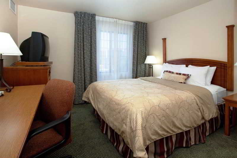 Staybridge Suites Denver-Cherry Creek