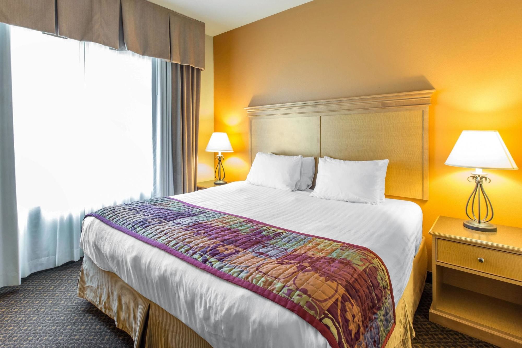 Comfort Inn & Suites Glenwood Springs On The River