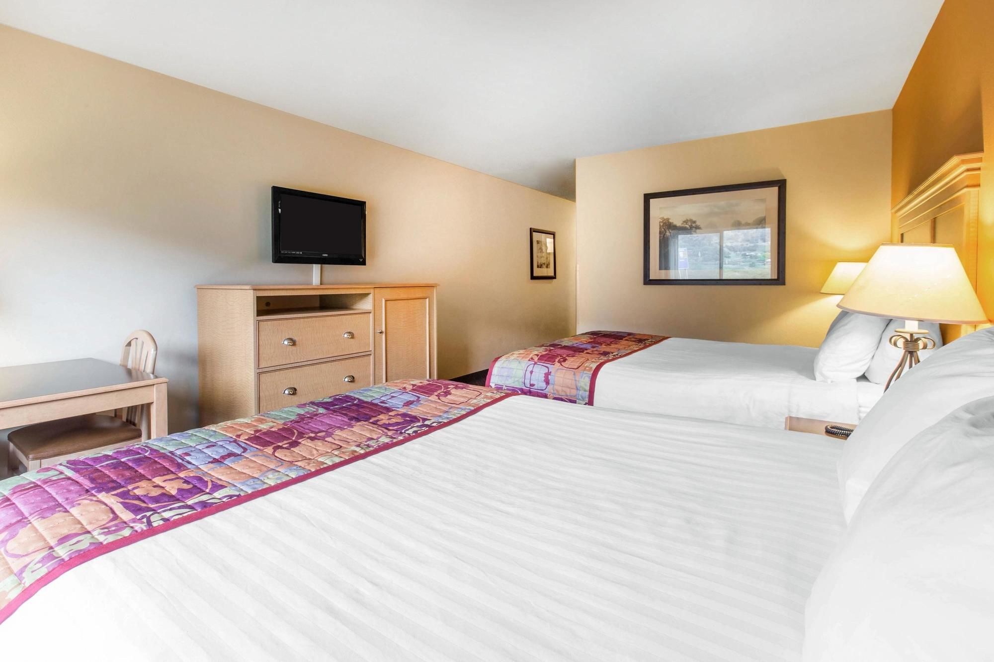 Comfort Inn & Suites Glenwood Springs On The River