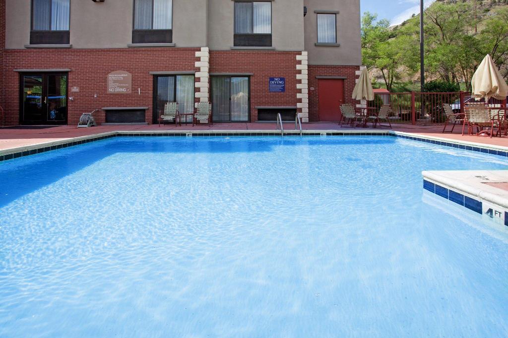 Holiday Inn Express Glenwood Springs (Aspen Area)