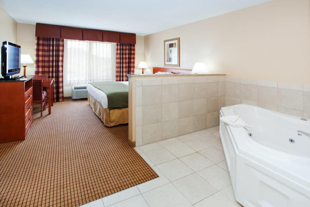 Holiday Inn Express Glenwood Springs (Aspen Area)