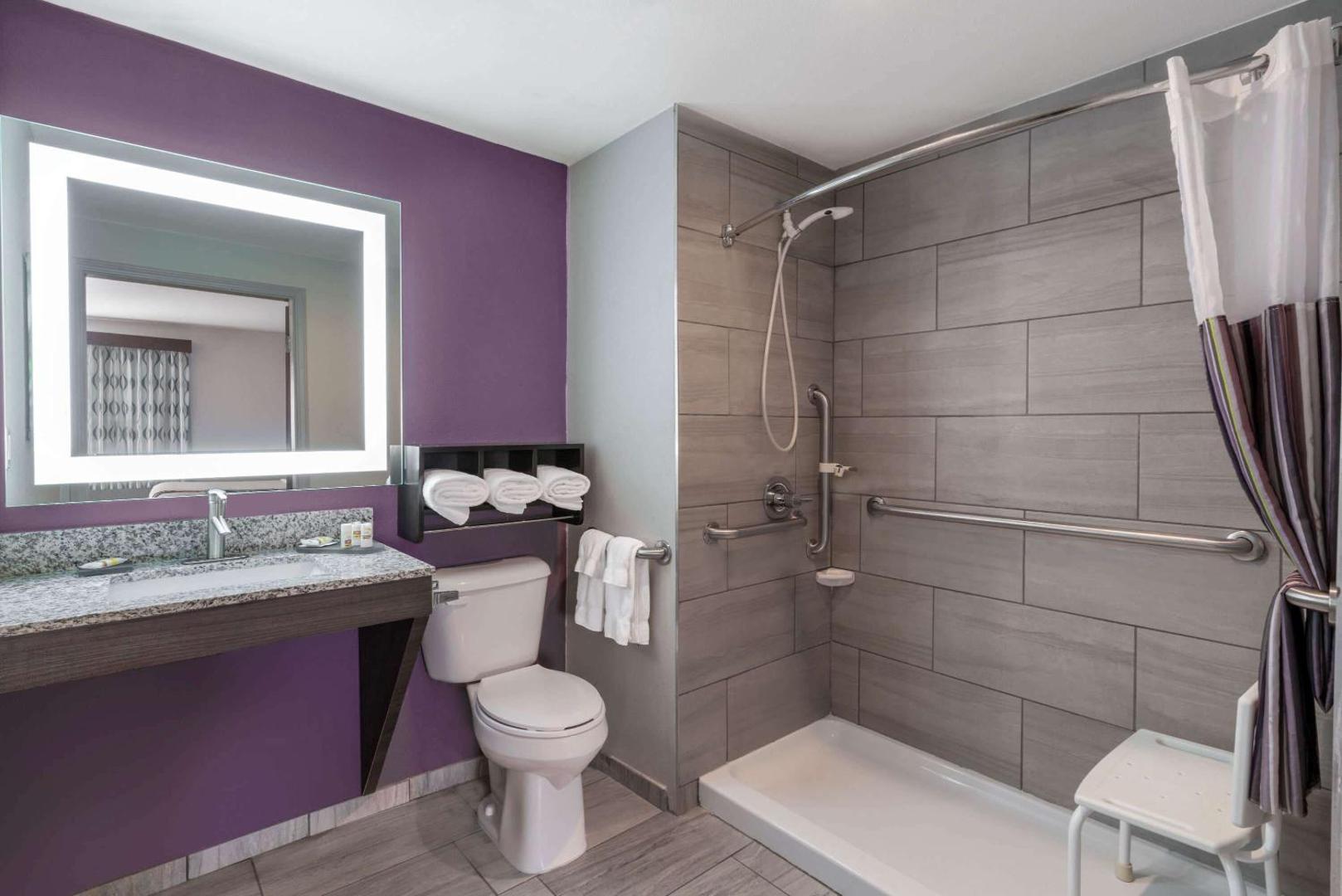 La Quinta Inn & Suites by Wyndham Glenwood