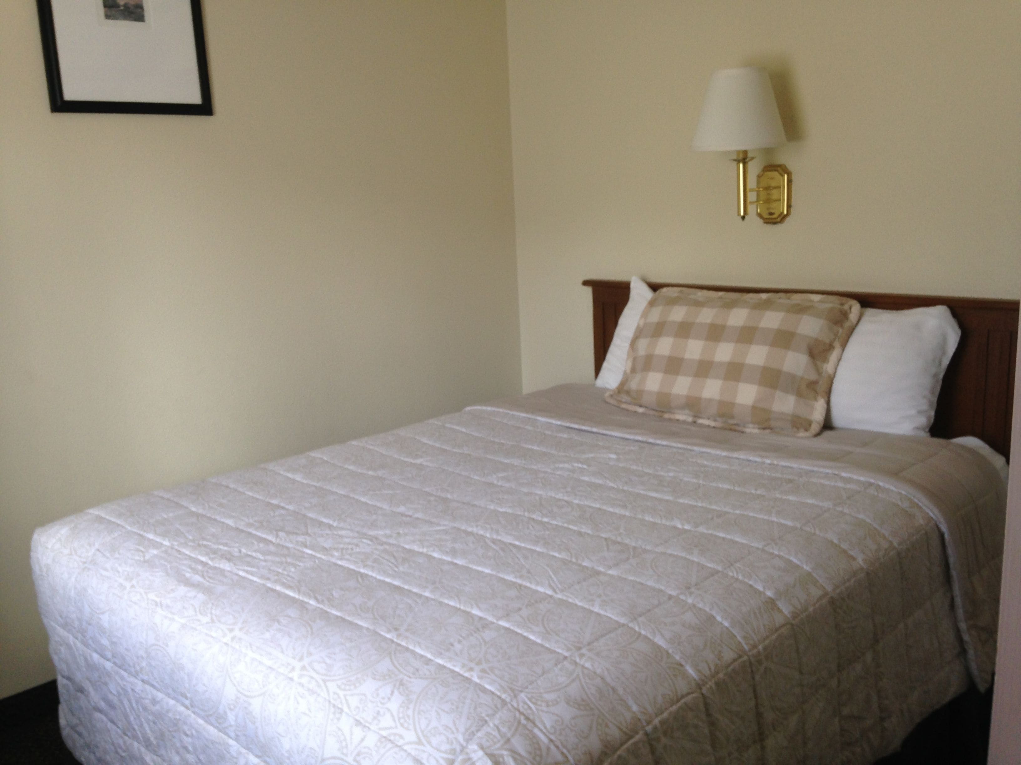 Silver Spruce Motel