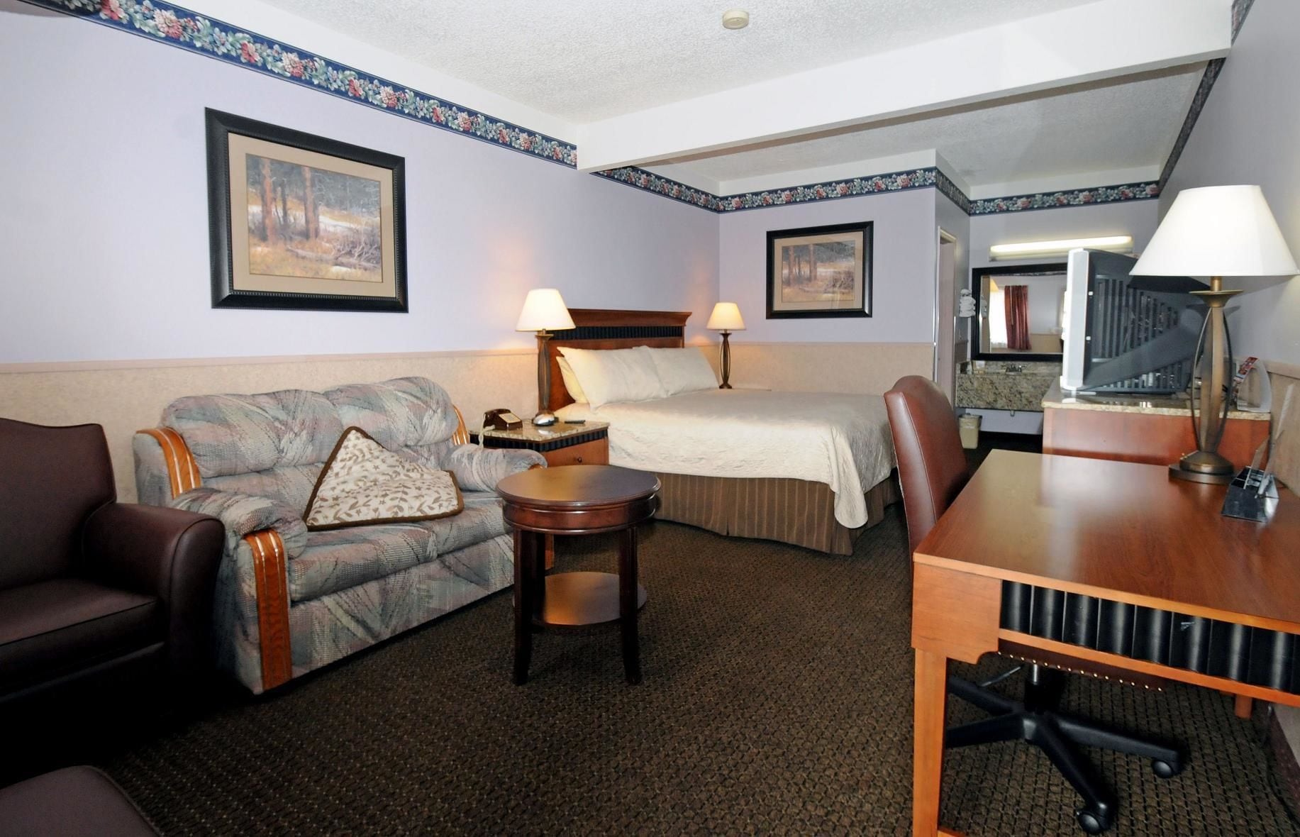 Silver Spruce Motel