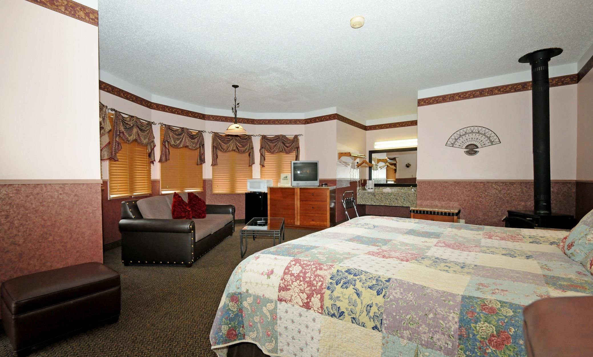 Silver Spruce Motel