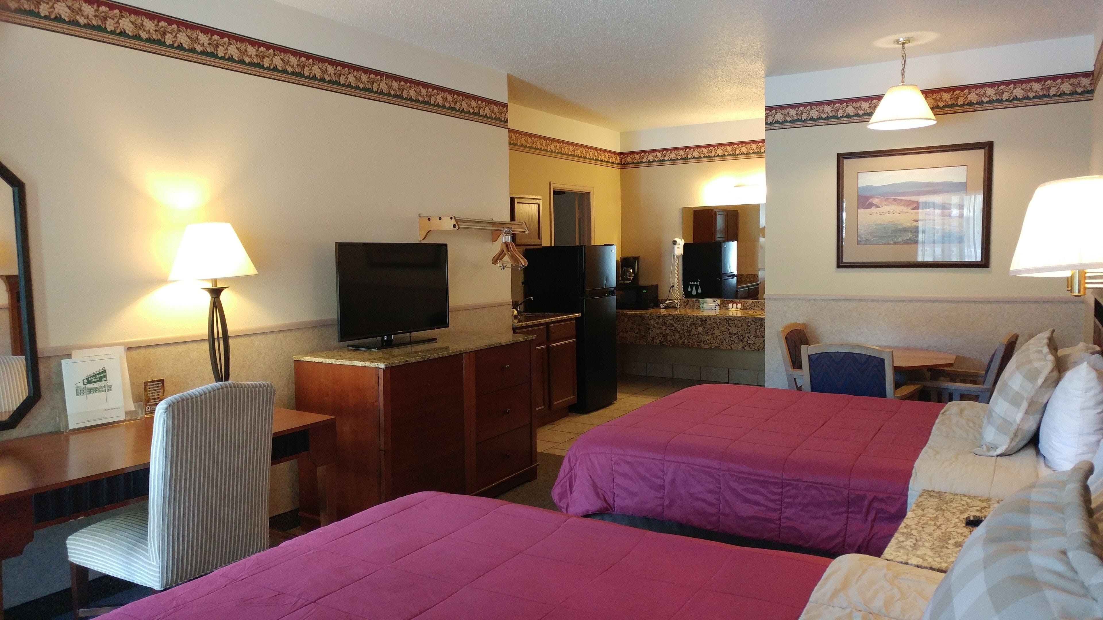 Silver Spruce Motel