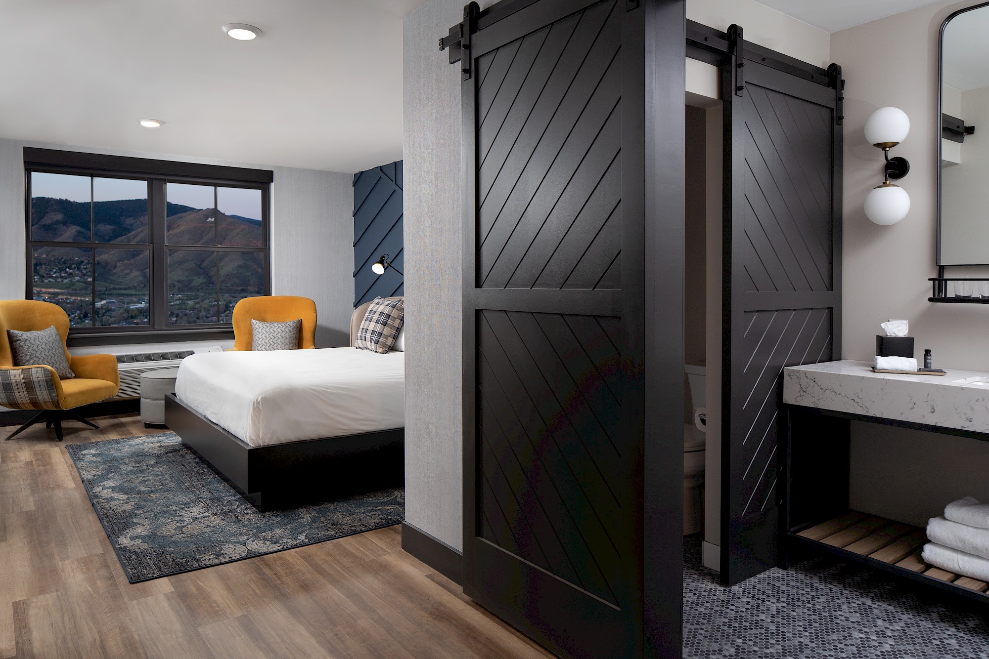 Eddy Taproom And Hotel