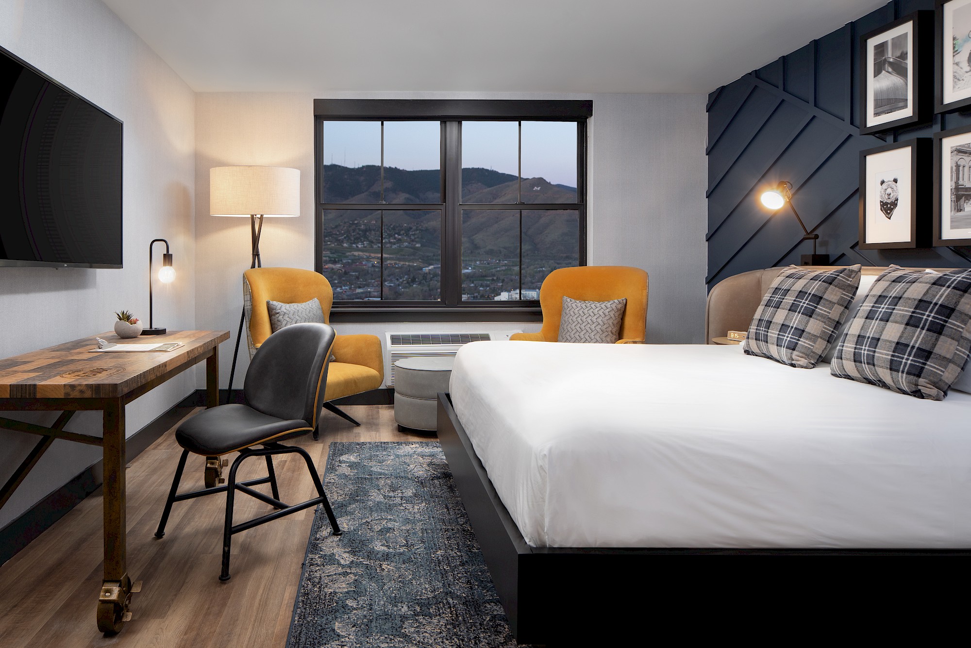 Eddy Taproom And Hotel