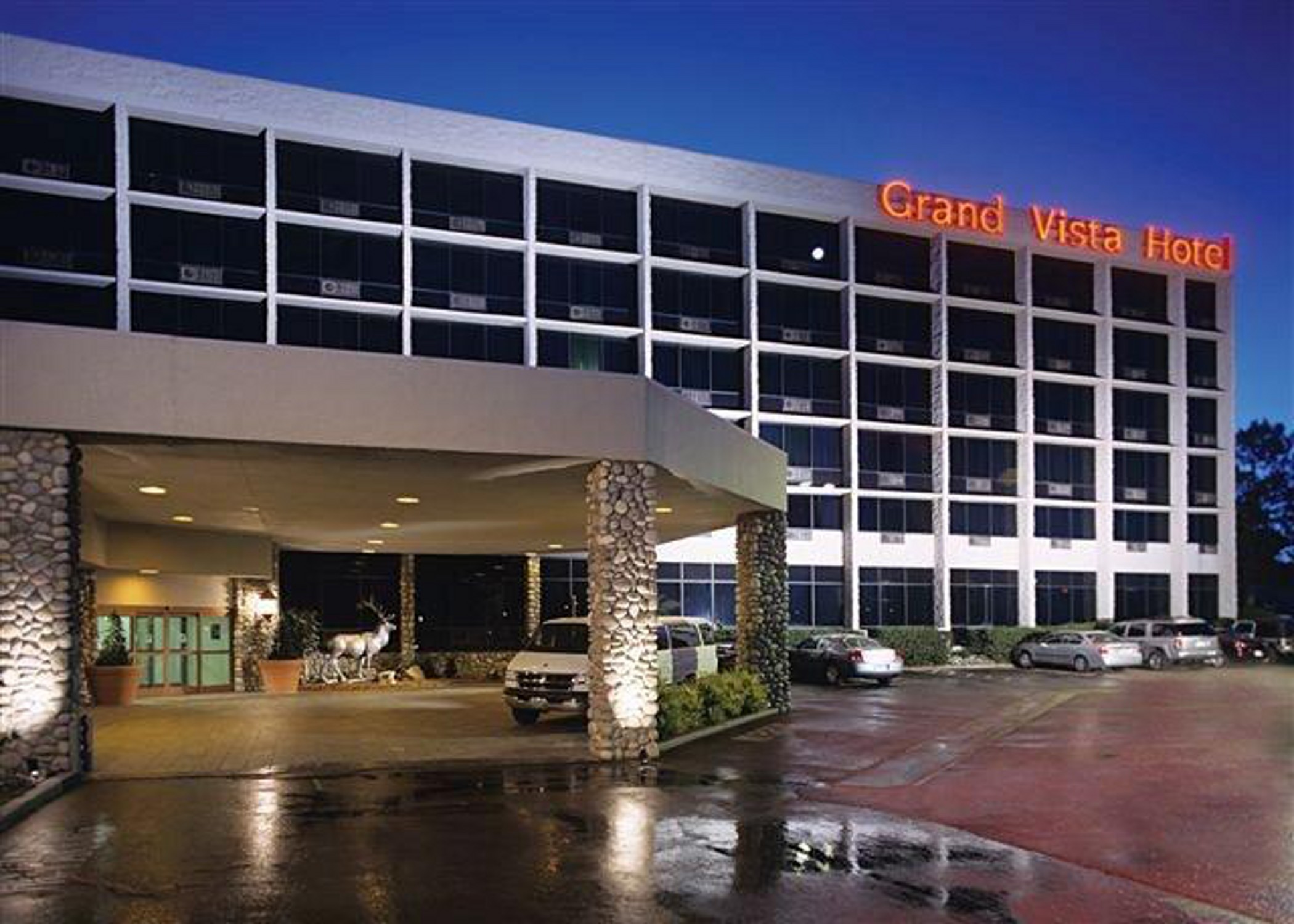 Grand Vista