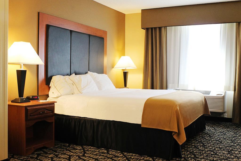 Holiday Inn Express Hotel & Suites Grand Junction