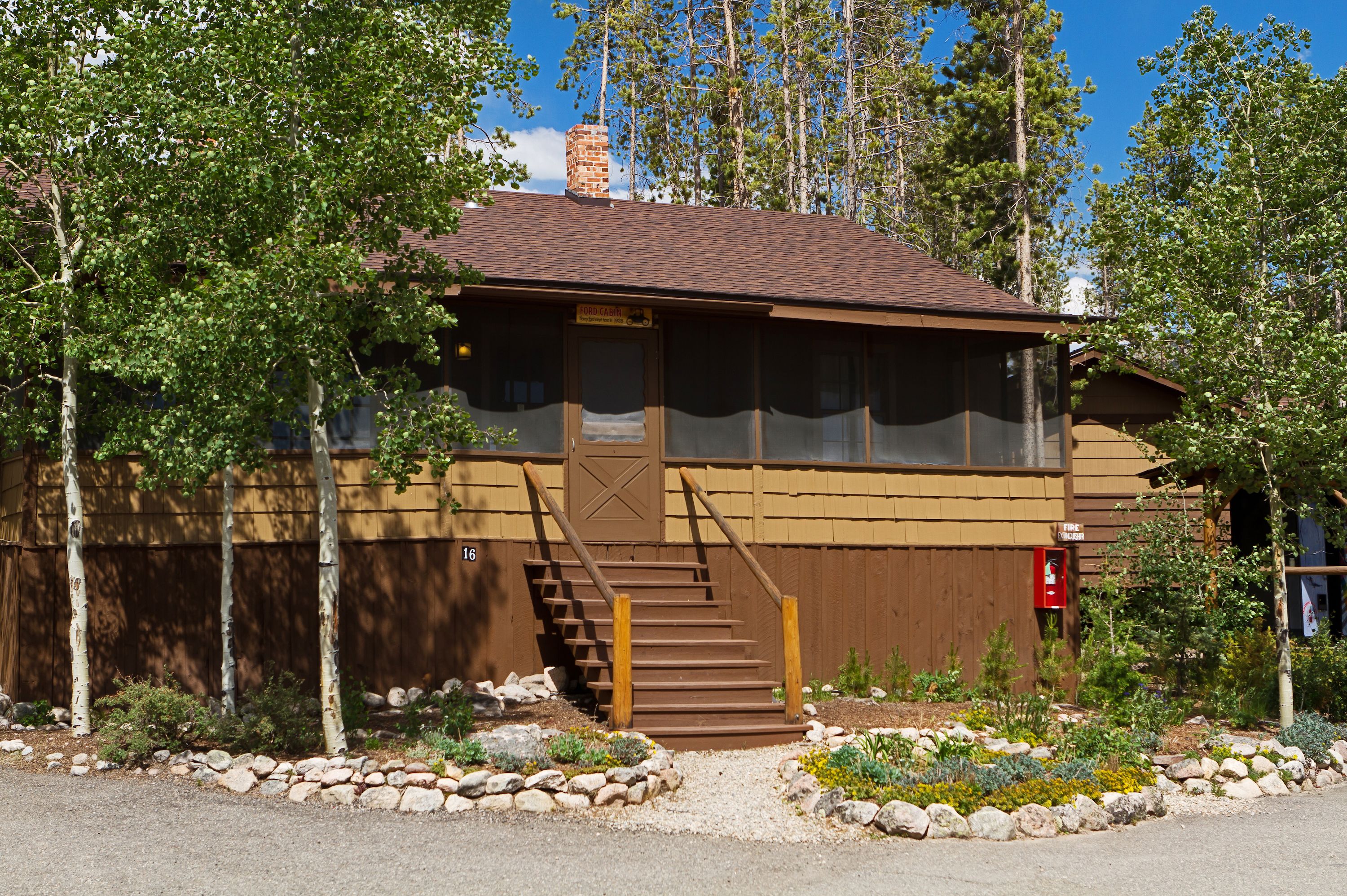 Grand Lake Lodge