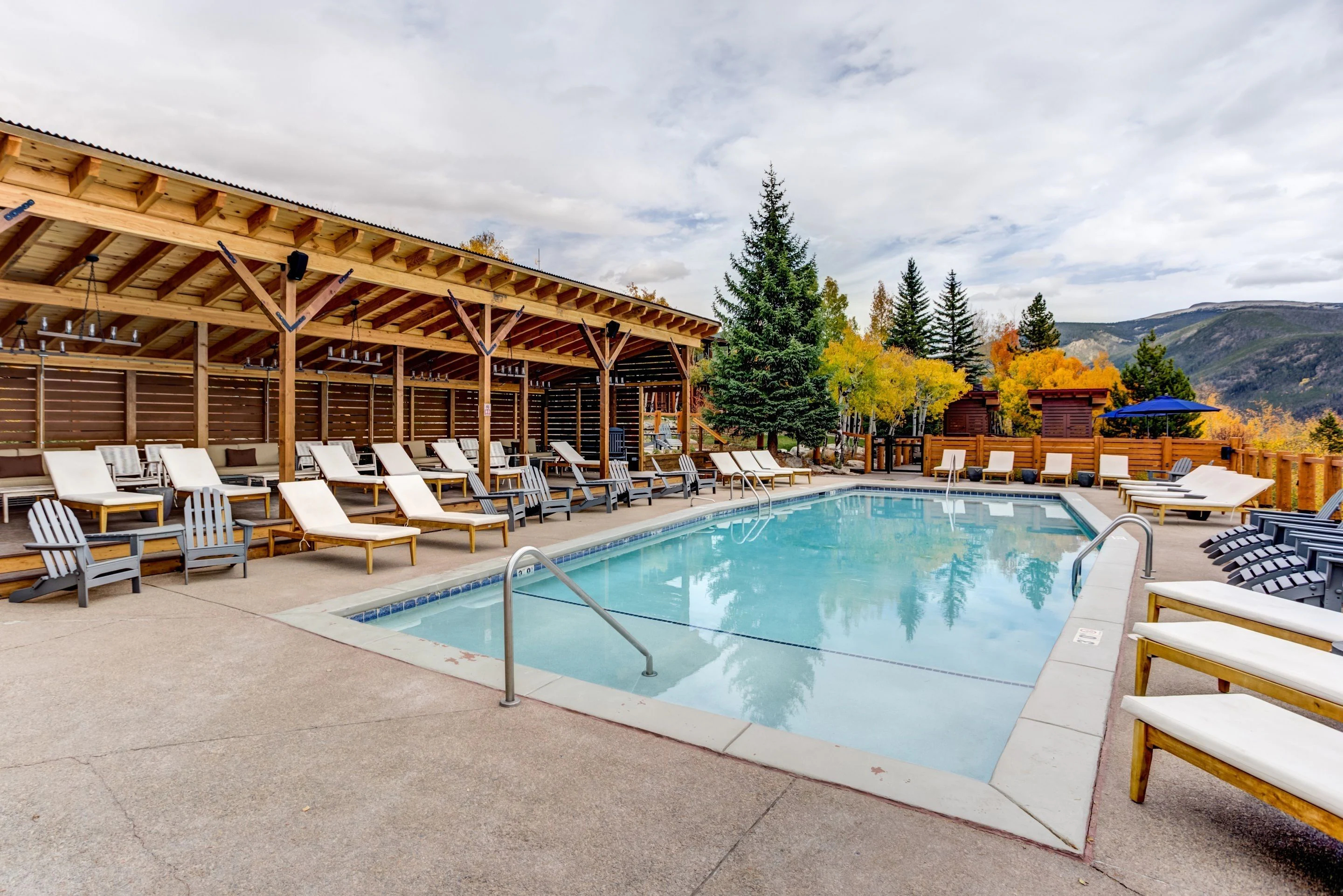 Grand Lake Lodge