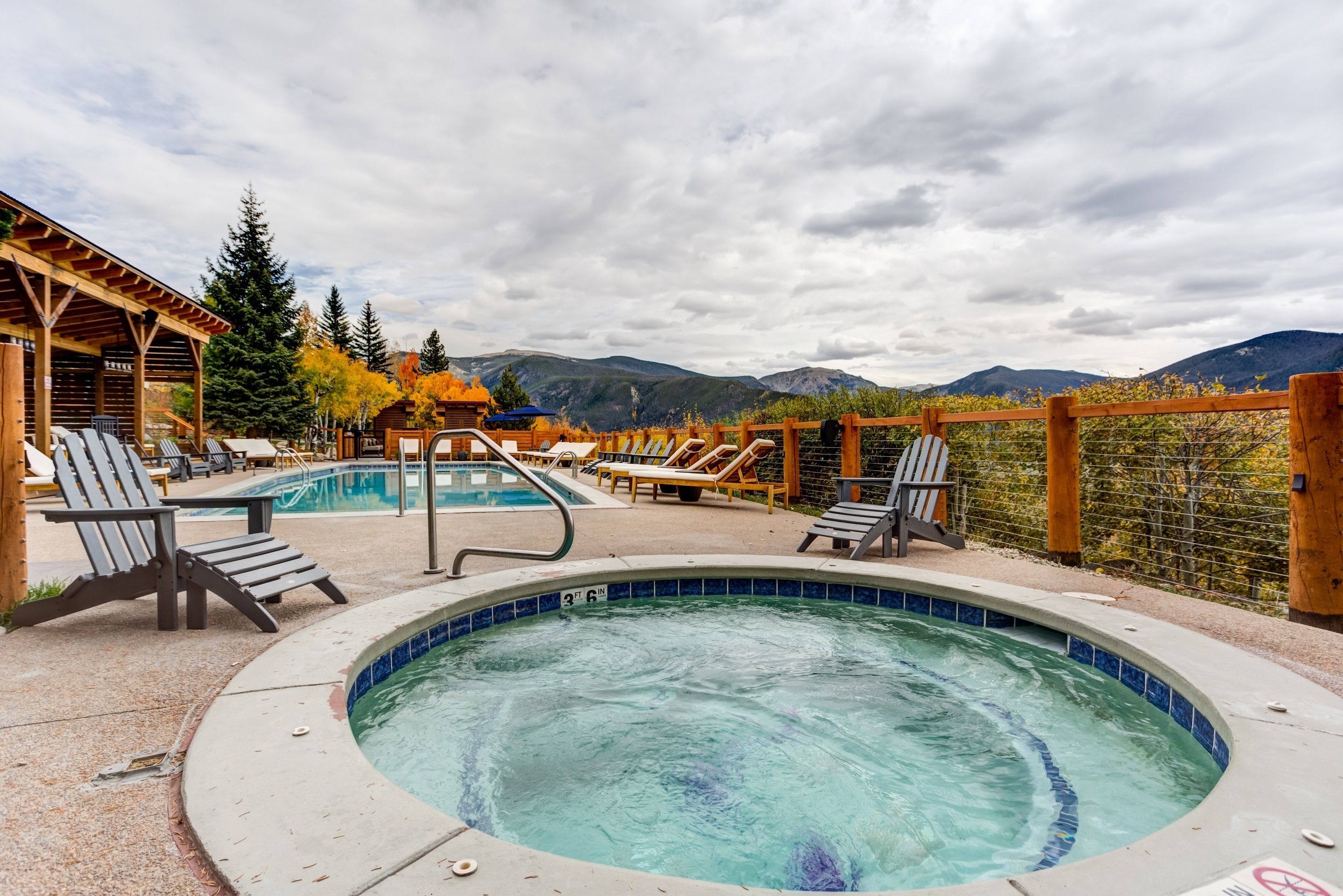 Grand Lake Lodge