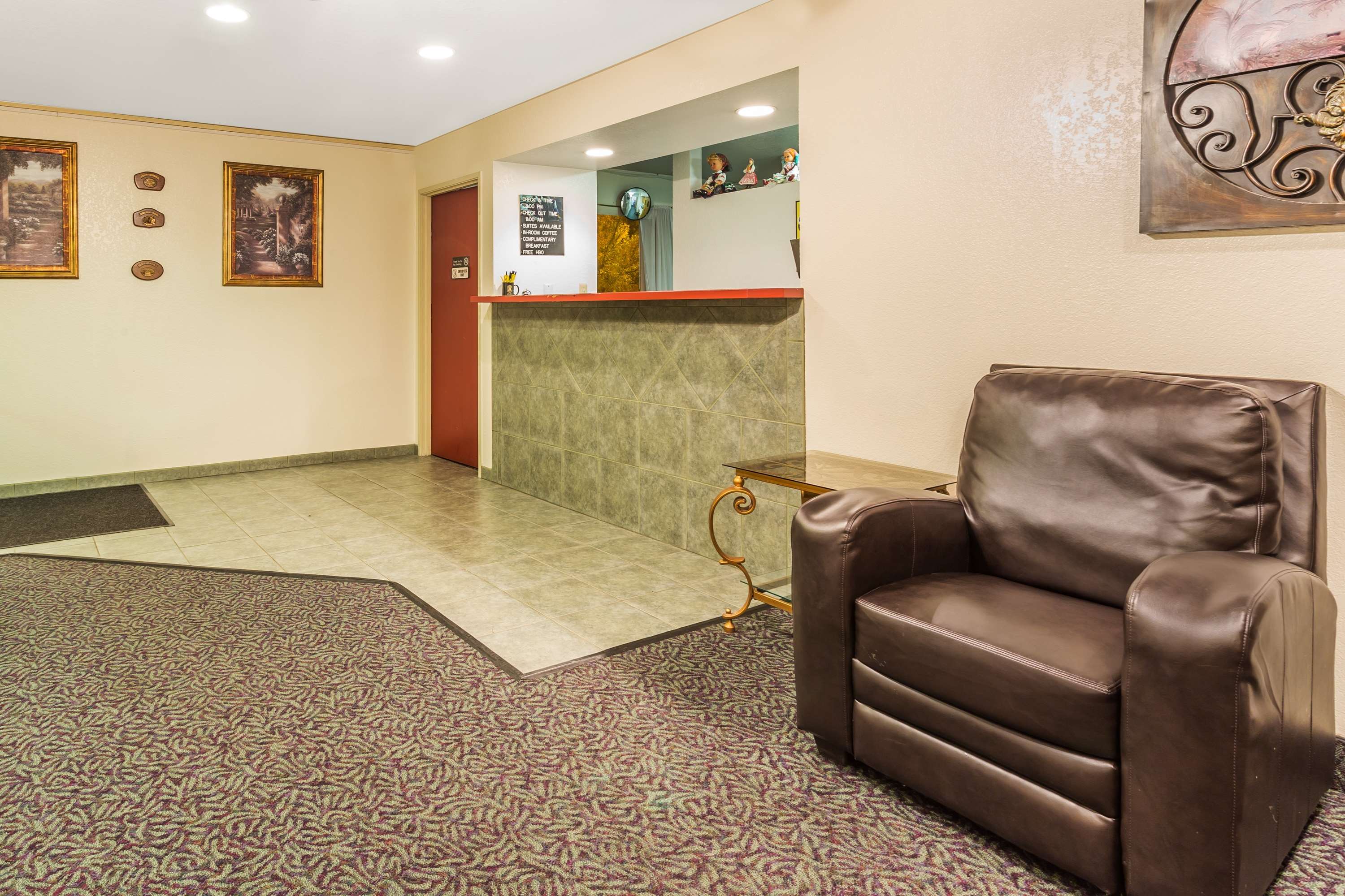 Super 8 by Wyndham Greeley