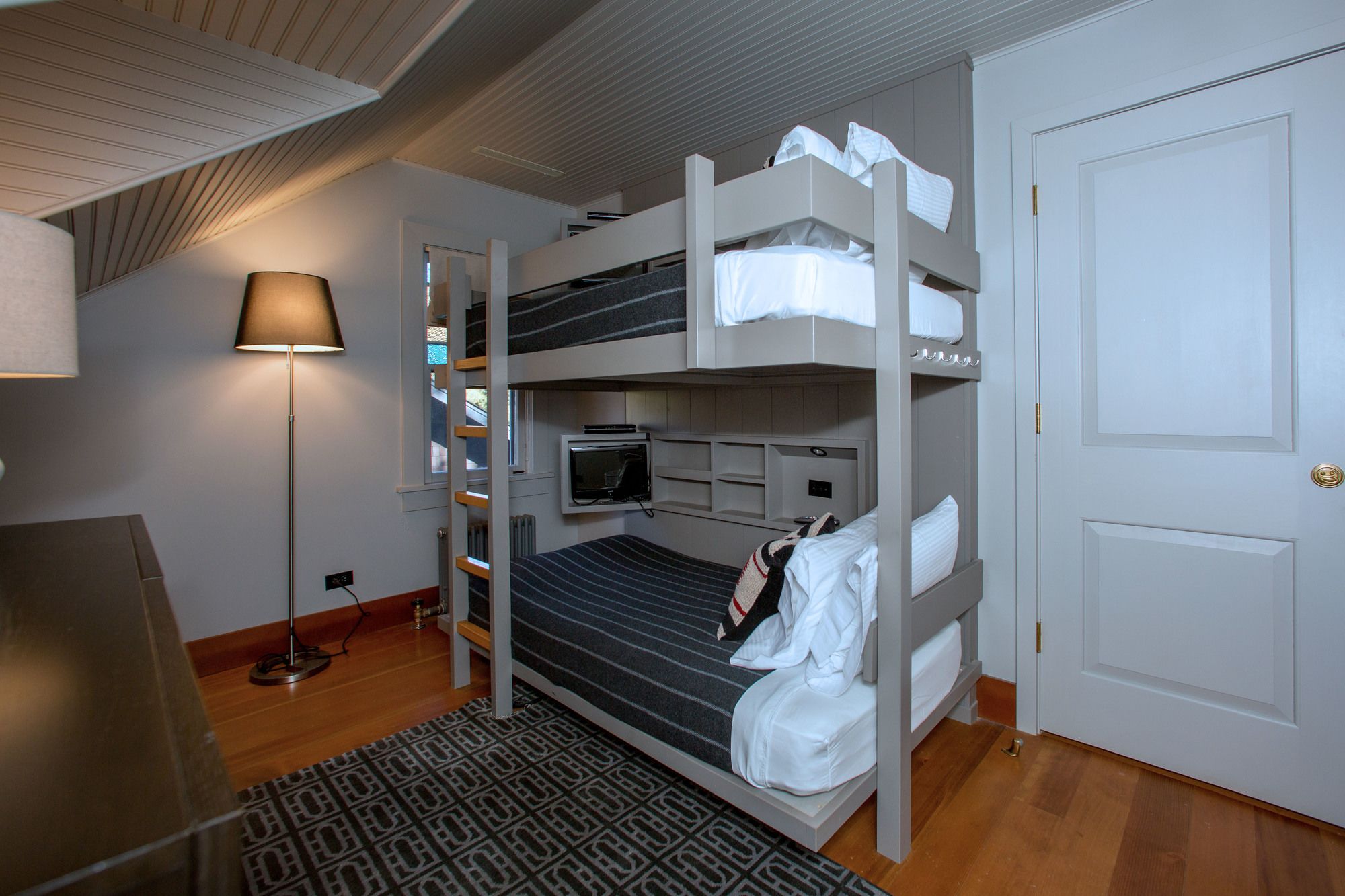 The Outlook Lodge