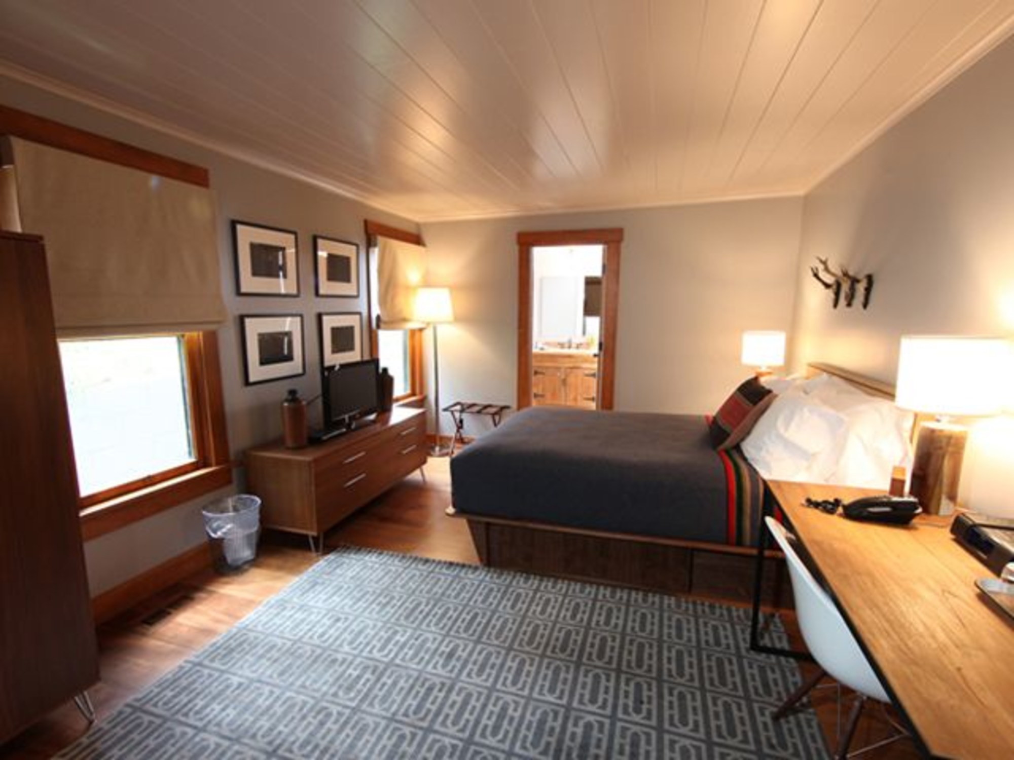 The Outlook Lodge