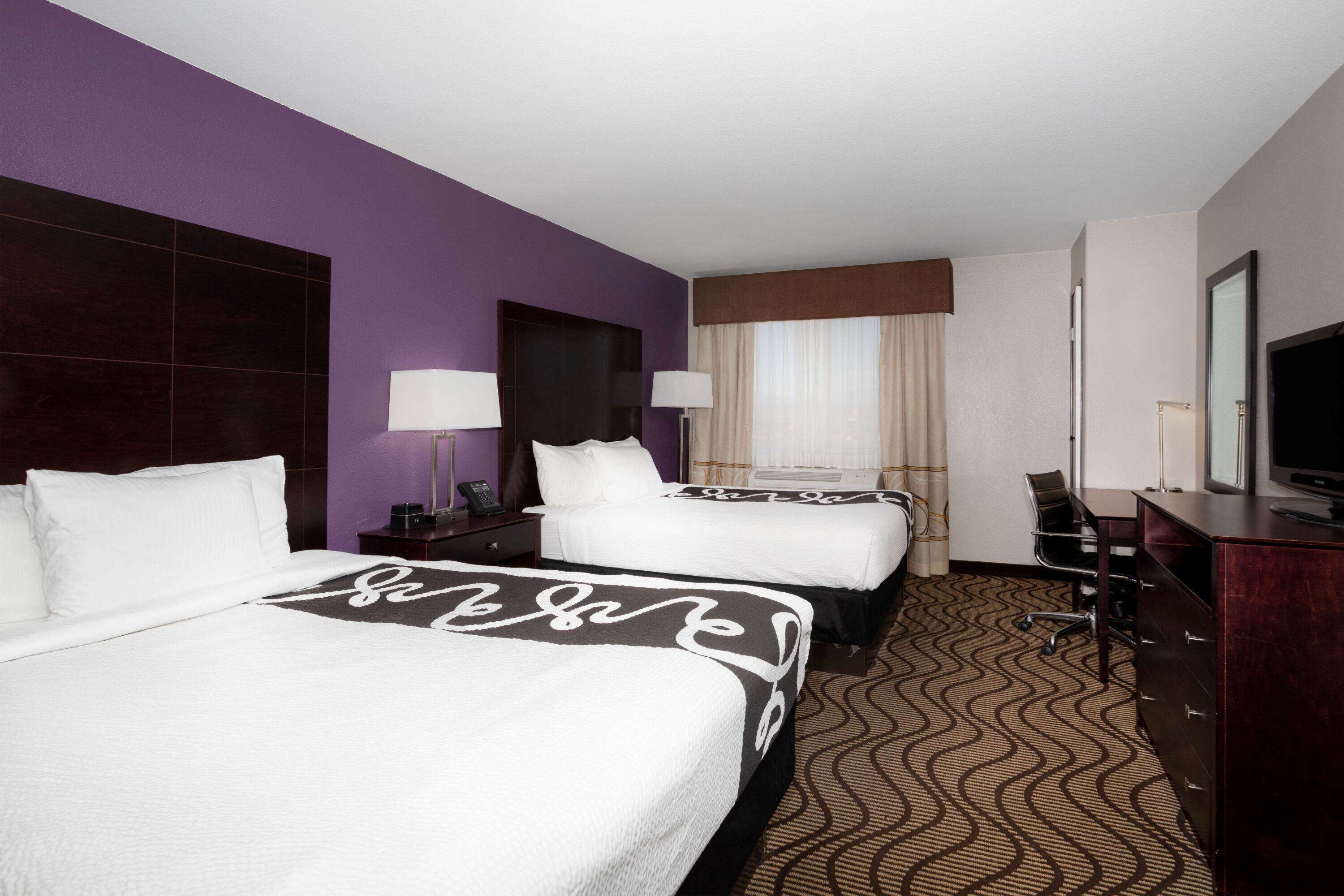 La Quinta Inn & Suites by Wyndham Henderson-Northeast Denver