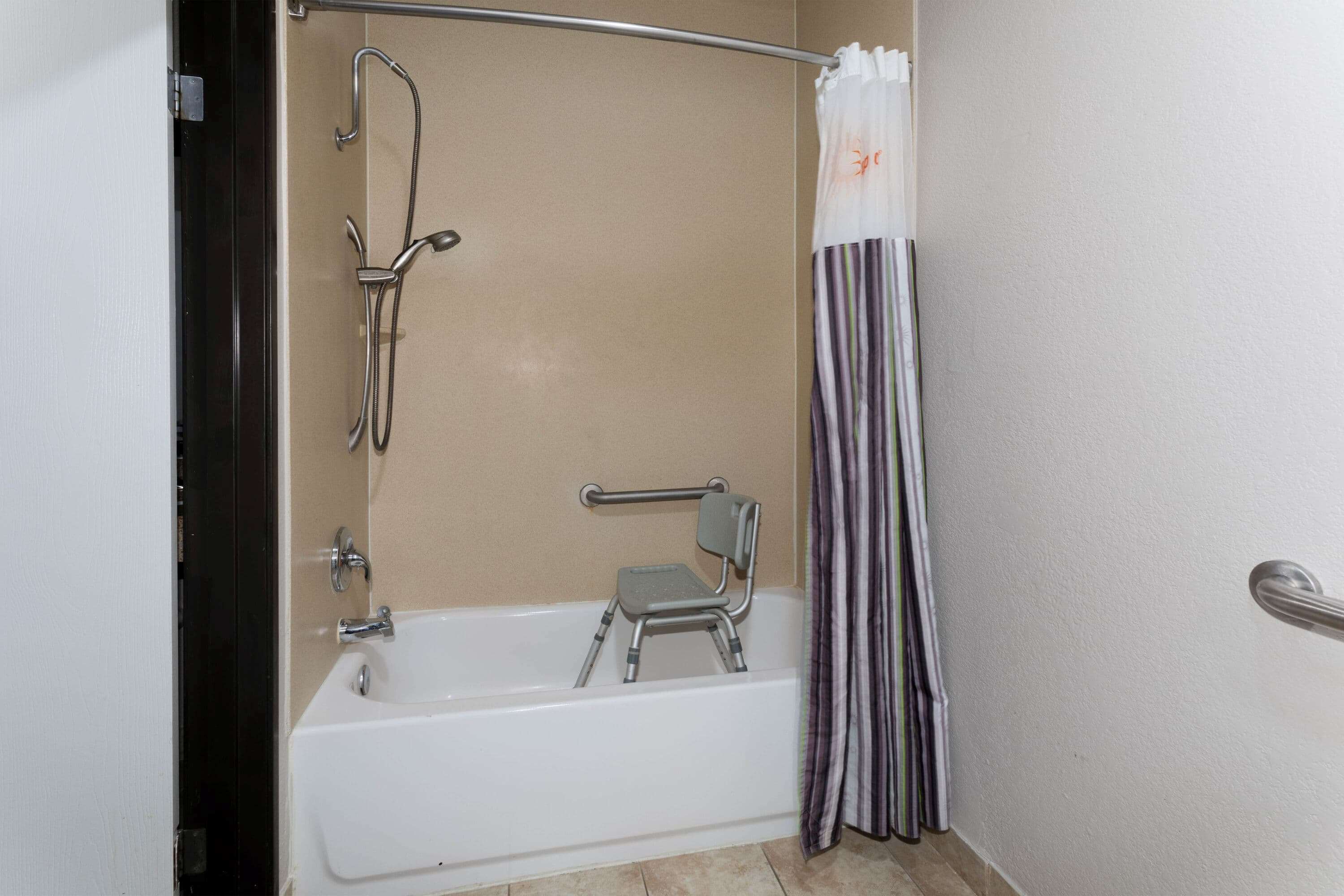 La Quinta Inn & Suites by Wyndham Henderson-Northeast Denver