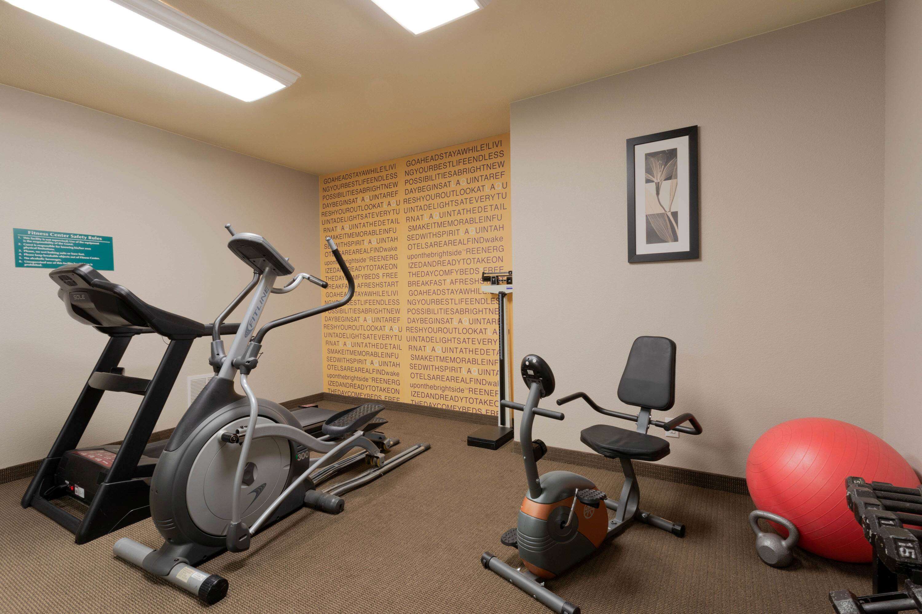 La Quinta Inn & Suites by Wyndham Henderson-Northeast Denver