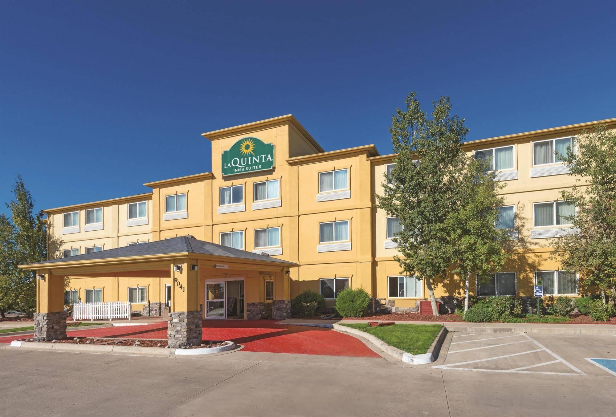La Quinta Inn & Suites by Wyndham Henderson-Northeast Denver