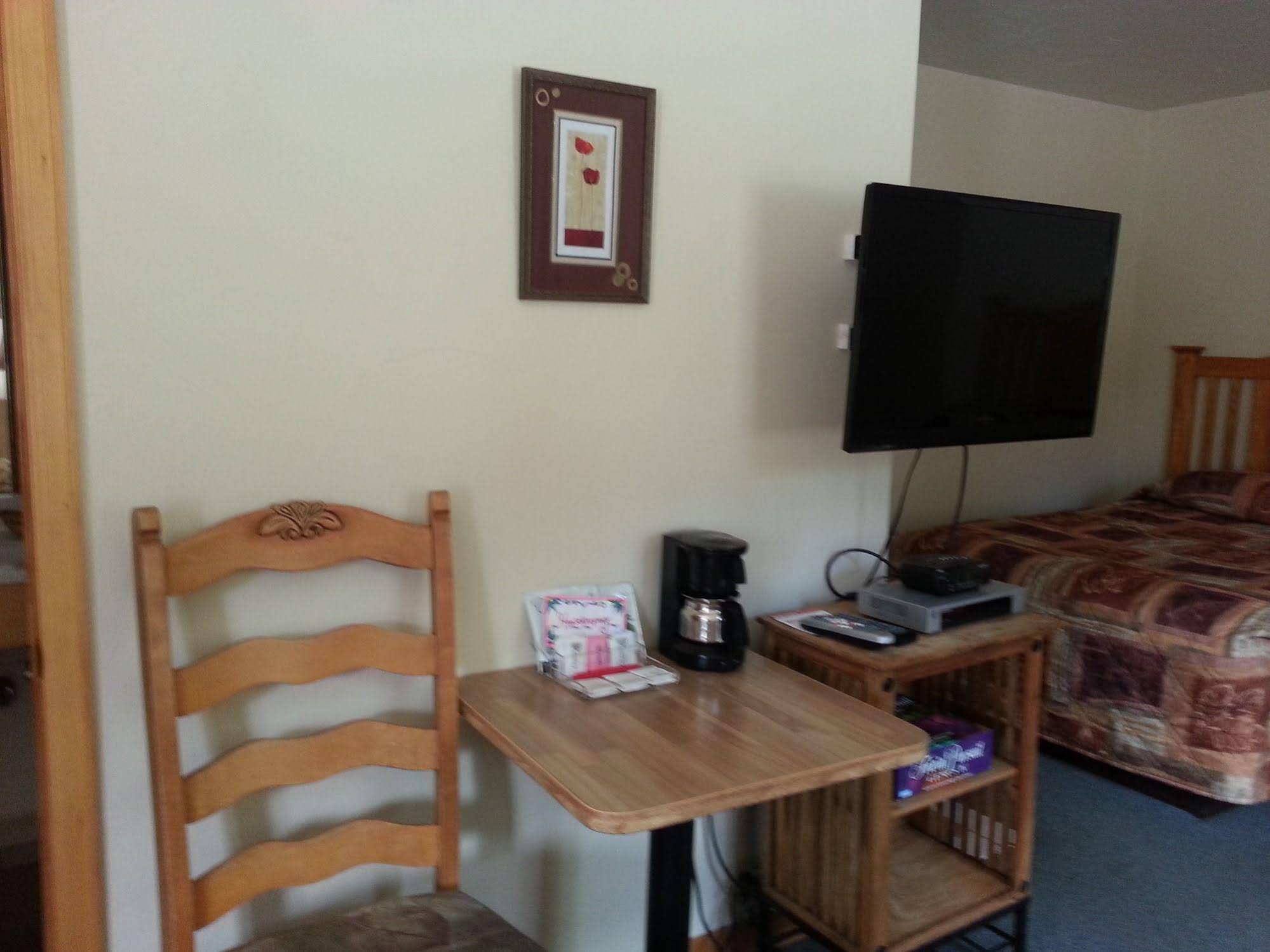 The Canyon Motel