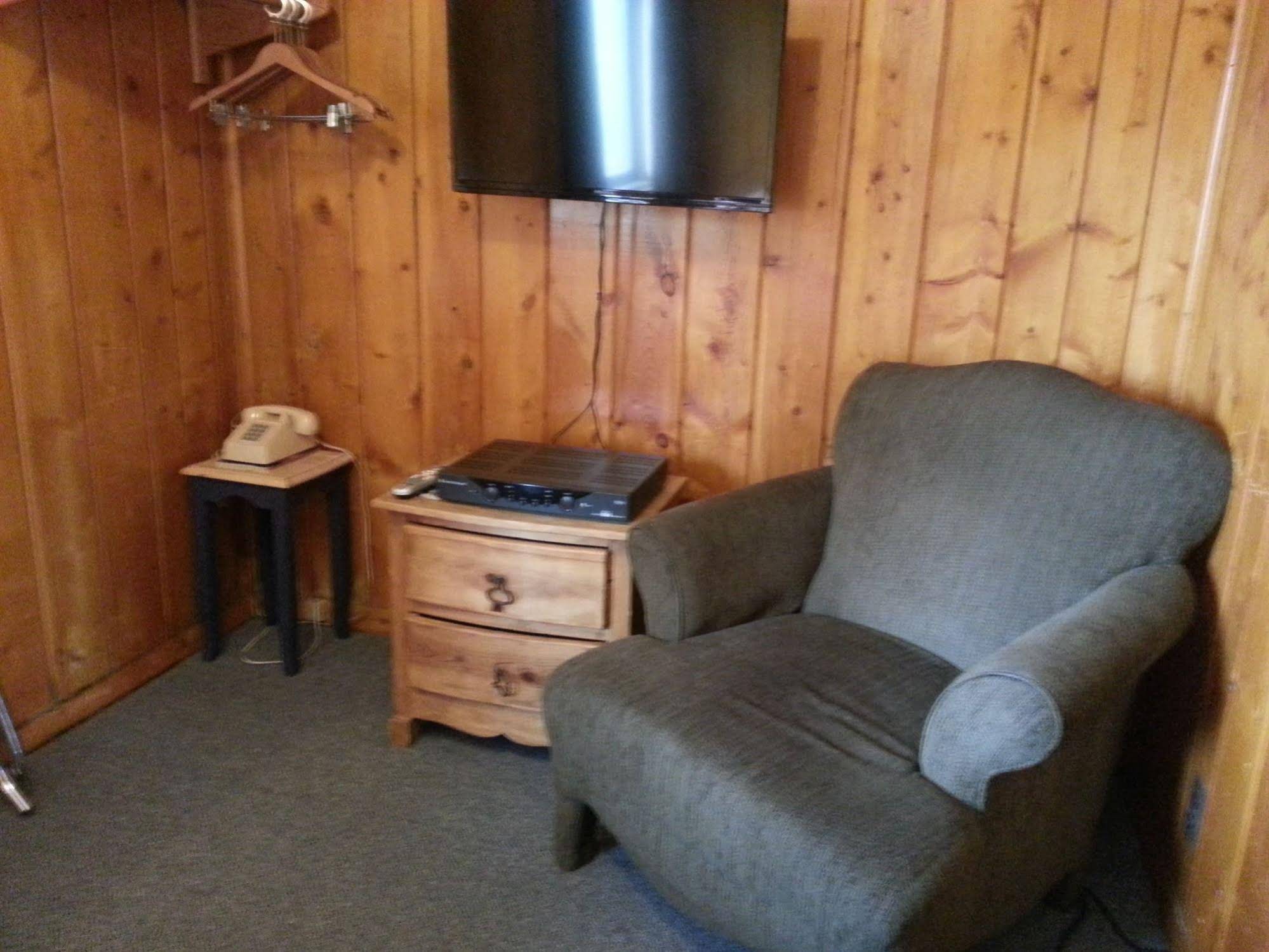 The Canyon Motel