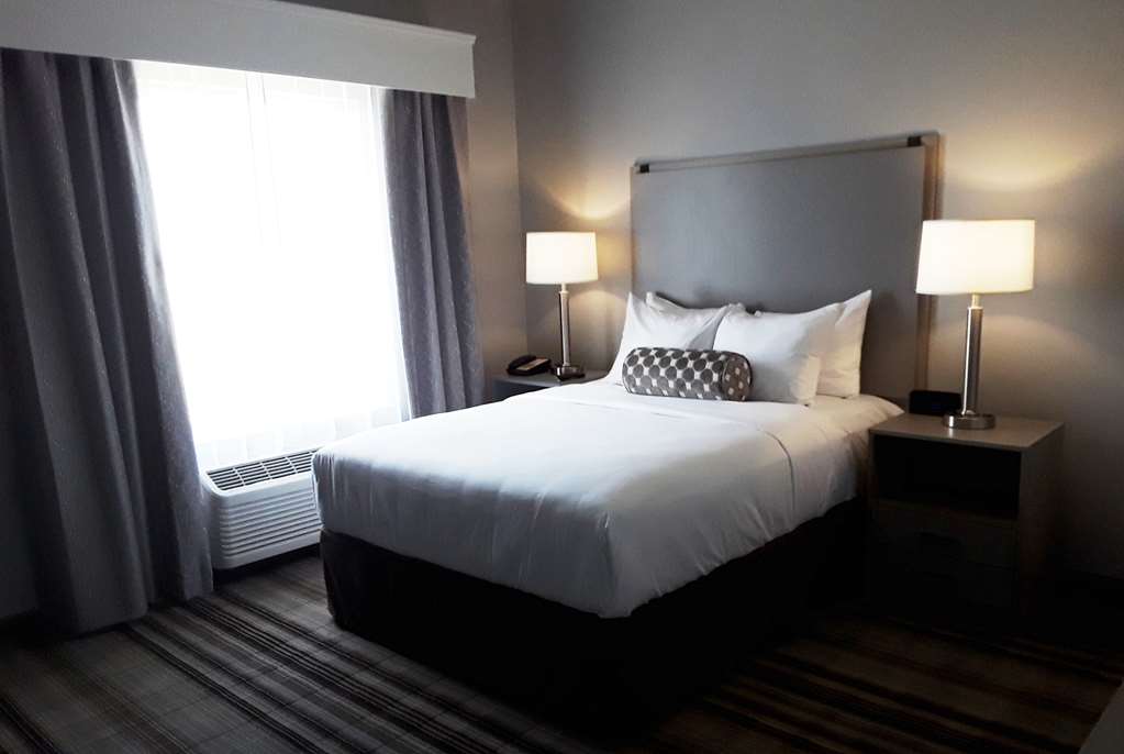 Hawthorn Extended Stay by Wyndham Loveland