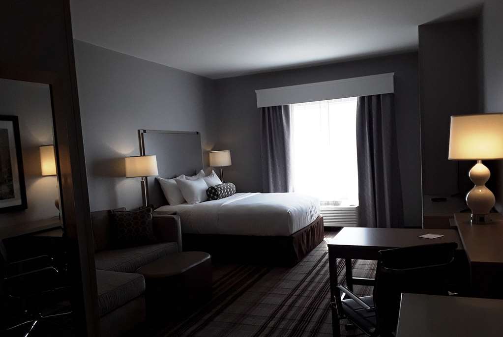 Hawthorn Extended Stay by Wyndham Loveland
