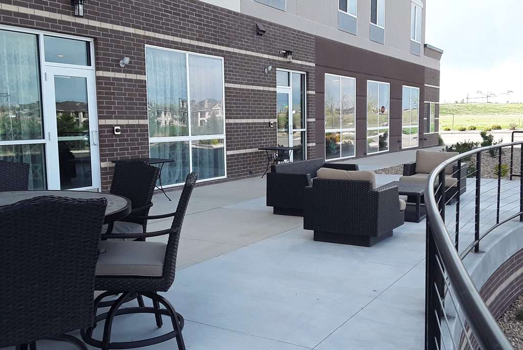 Hawthorn Extended Stay by Wyndham Loveland