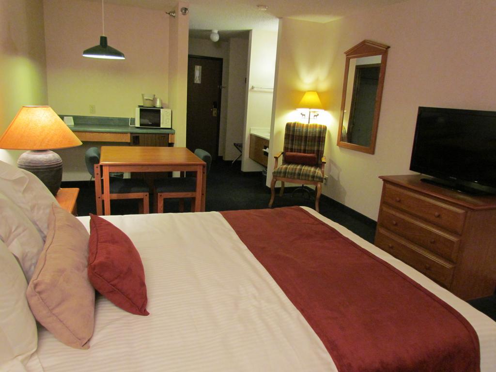 3 Peaks Lodge