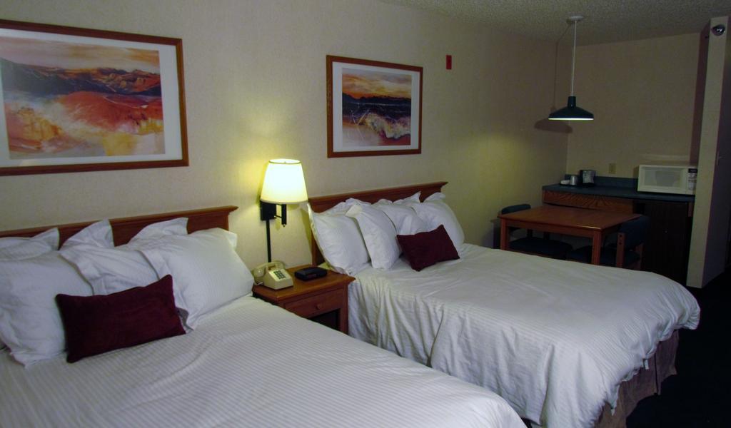 3 Peaks Lodge