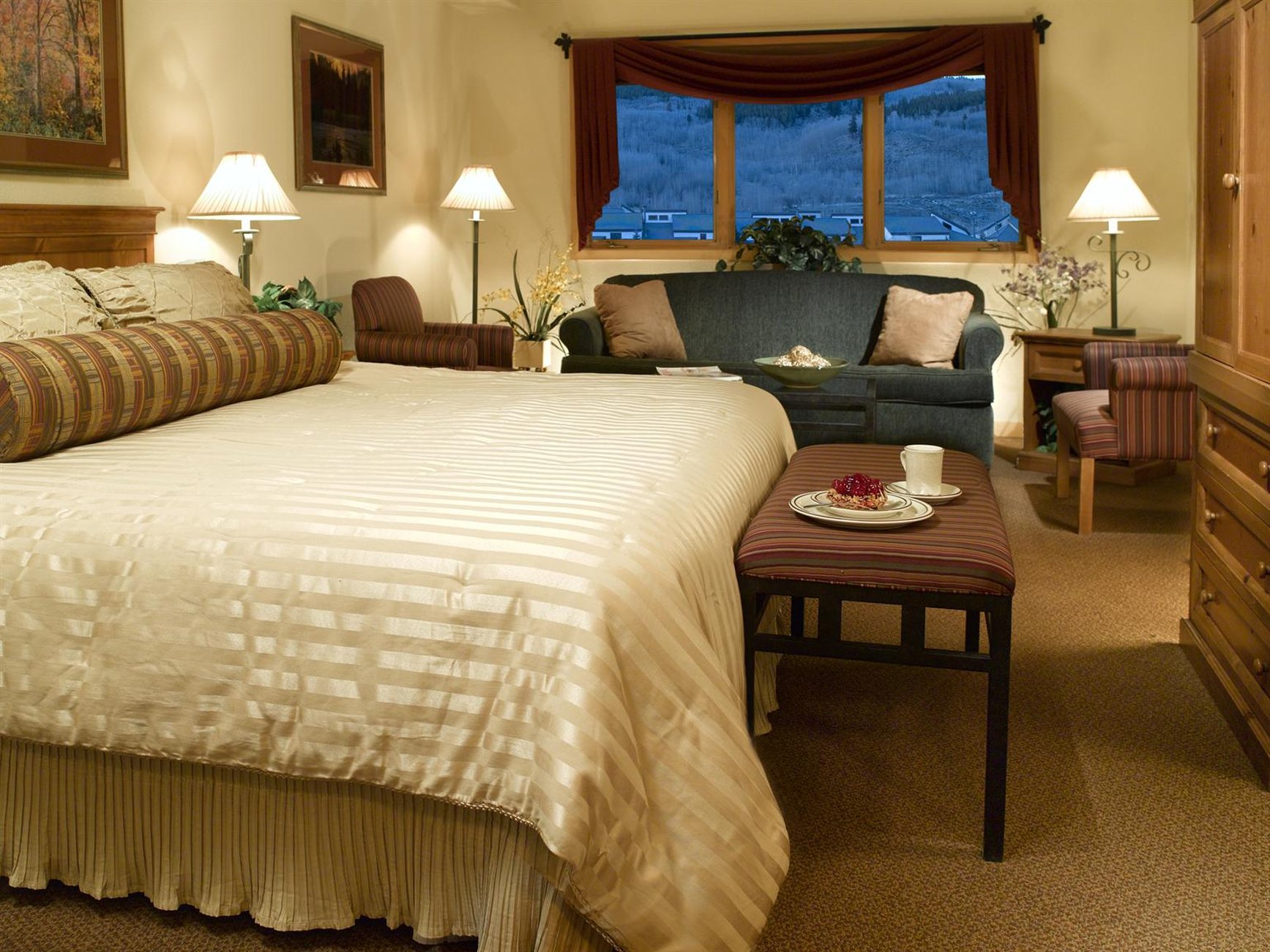 Aspen Ridge Condominiums