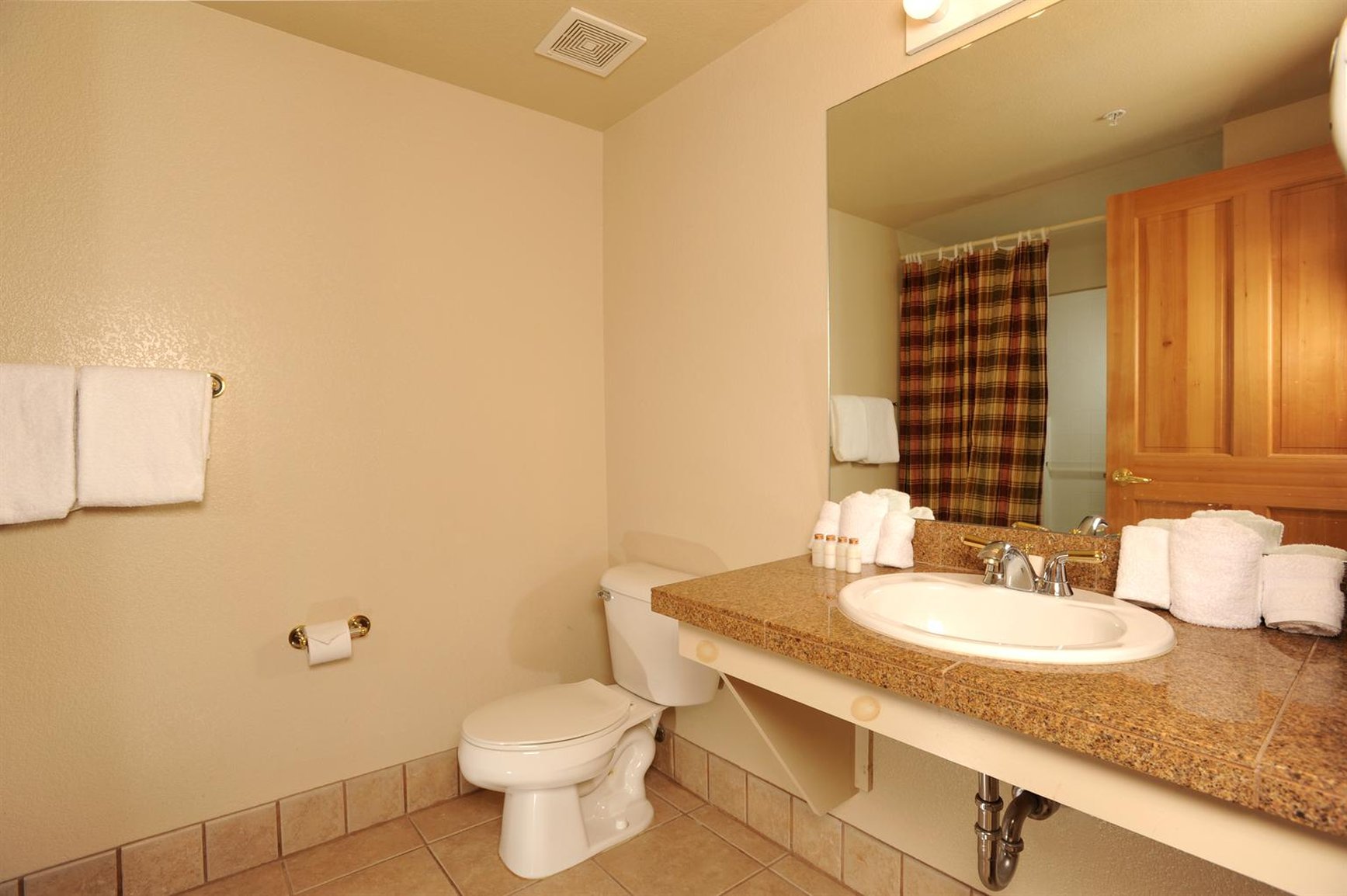 Aspen Ridge Condominiums