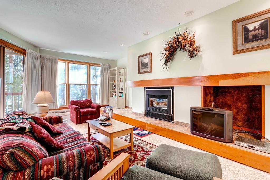 Aspen Ridge Condominiums