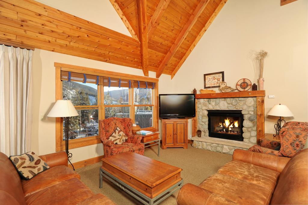 Aspen Ridge Condominiums