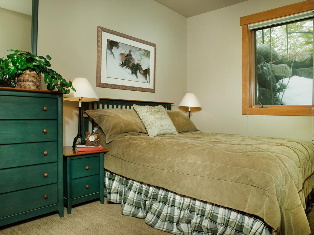 Aspen Ridge Condominiums