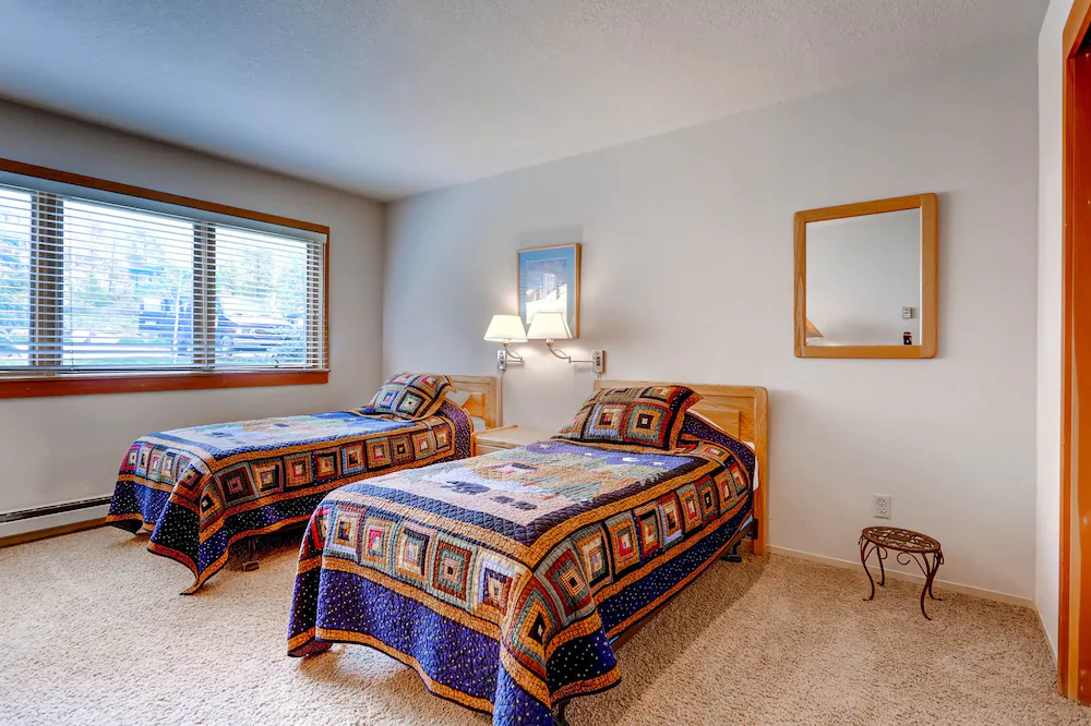 Aspen Ridge Condominiums