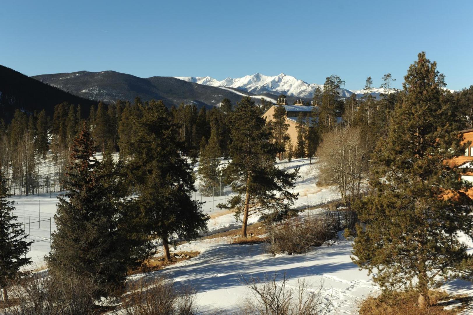 Aspen Ridge Condominiums