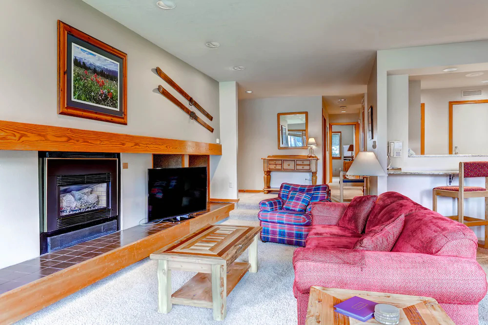 Aspen Ridge Condominiums