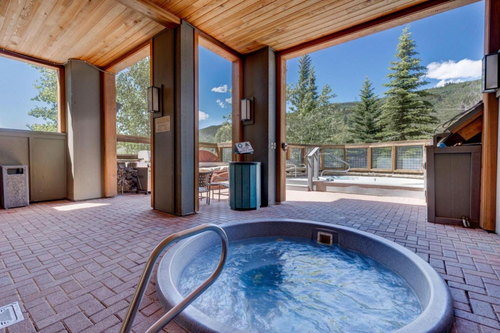 Buffalo Lodge by Summit County Mountain Retreats