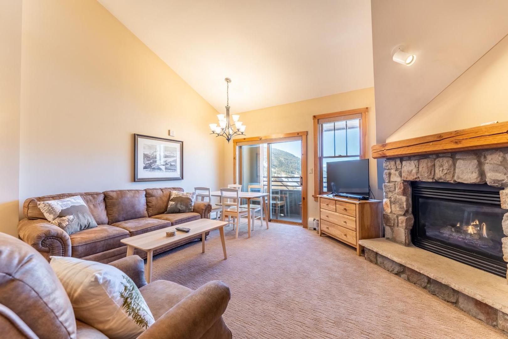 Buffalo Lodge by Summit County Mountain Retreats