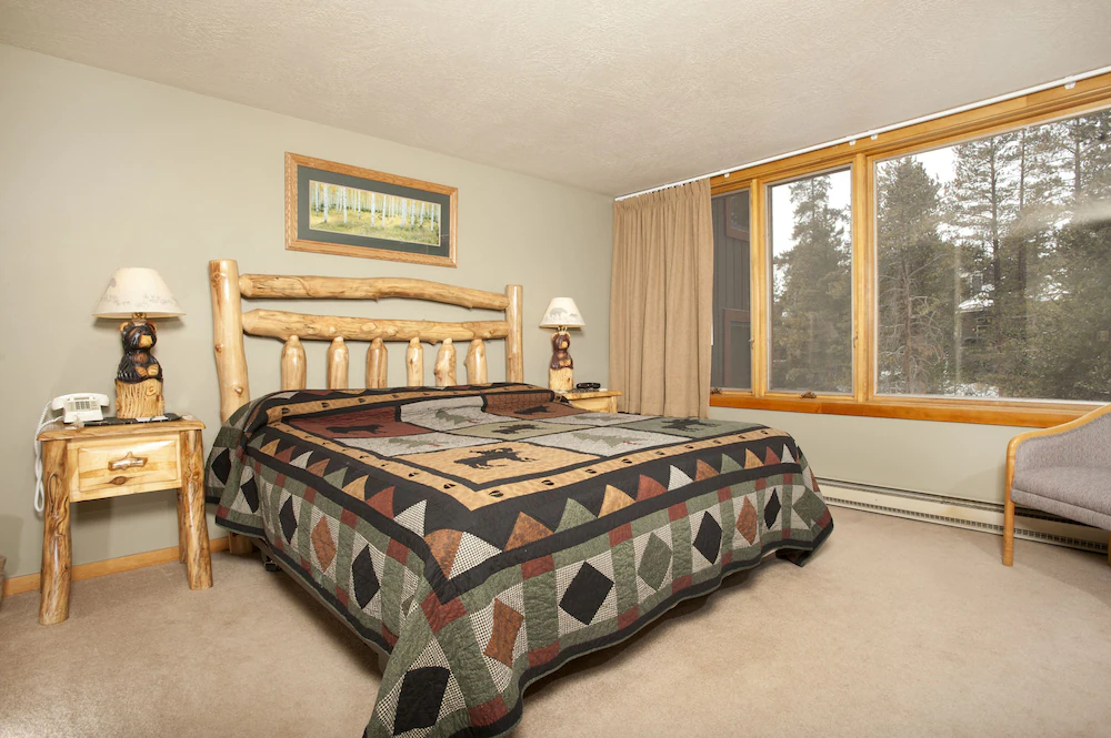 Evergreen Condominiums